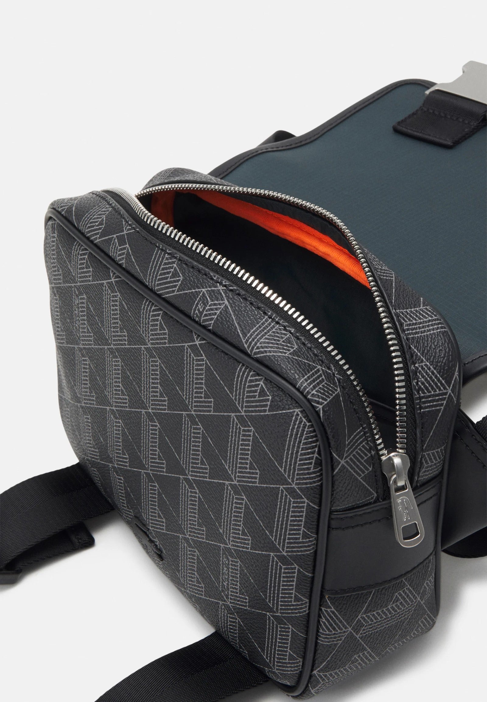 The Blend Crossbody — Black