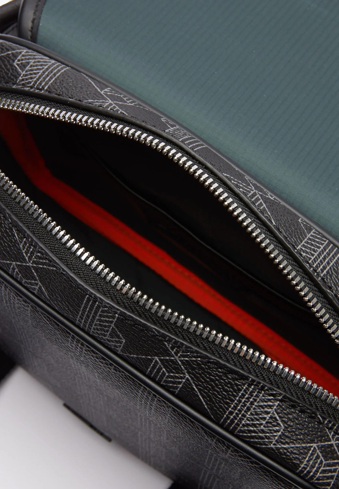The Blend Crossbody — Black