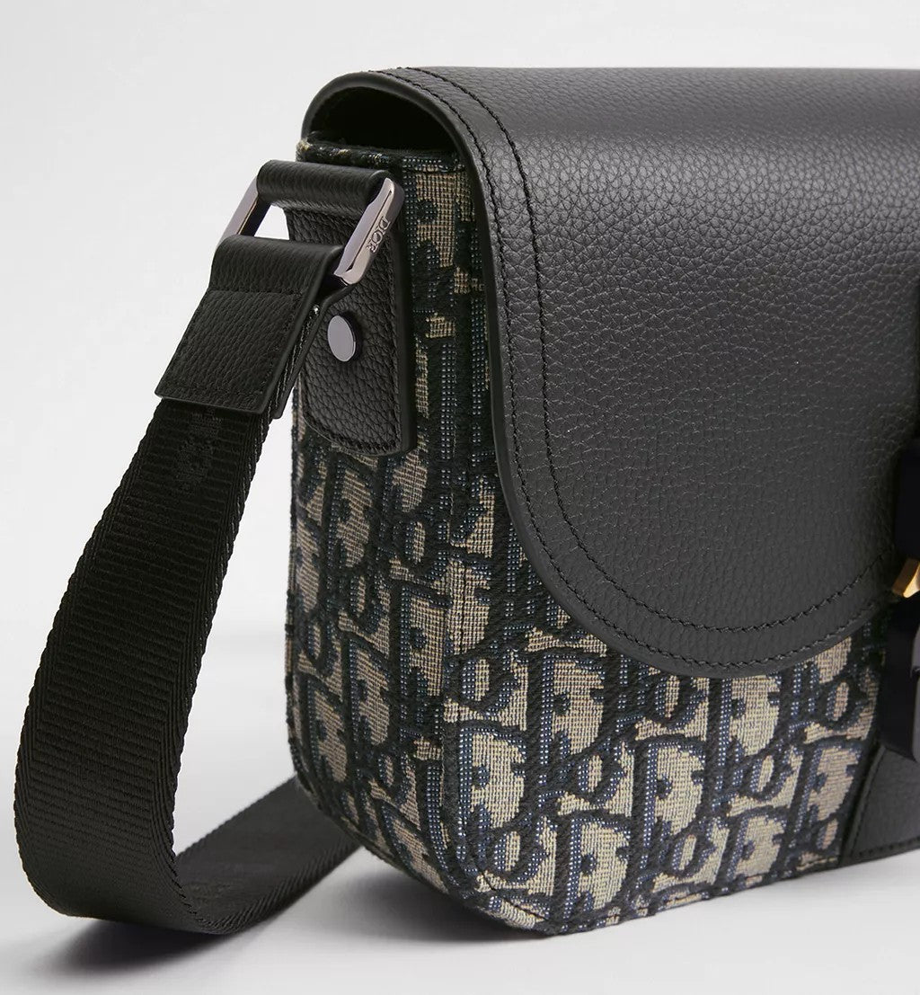 Oblique Saddle Messenger — Beige